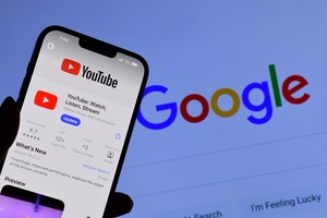 구글, 유튜브 영상으로 AI 모델 훈련: 1% 사용 시 23억분 데이터 확보