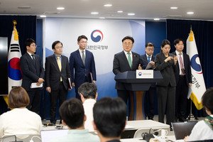국가 AI 모델 정예팀 공모: 해외 대비 95% 성능 목표