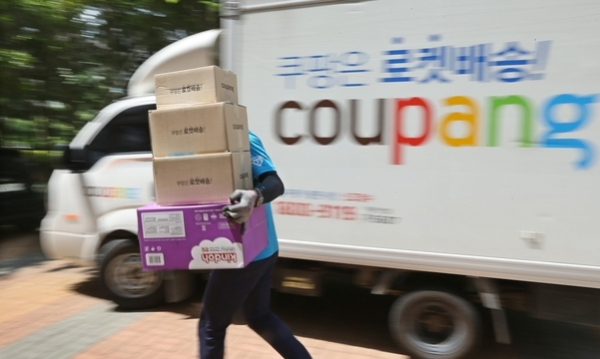 포트폴리오로 쿠팡 취업하기 위한 3D 카드 애니메이션 만들기